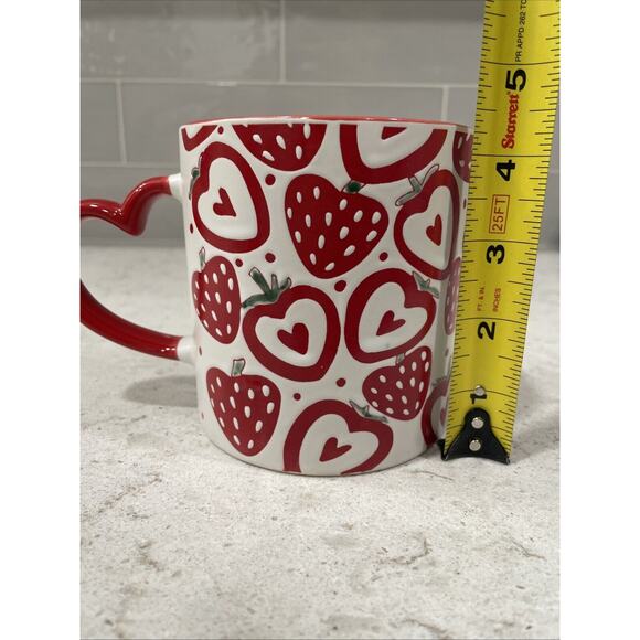 STRAWBERRY HEARTS 18oz Mug Heart Handle Spectrum Strawberries Valentines Cup NEW - Picture 5 of 7